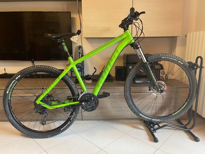 Ghost Kato 3.7 AL U 2019 2017 MTB d'occasion