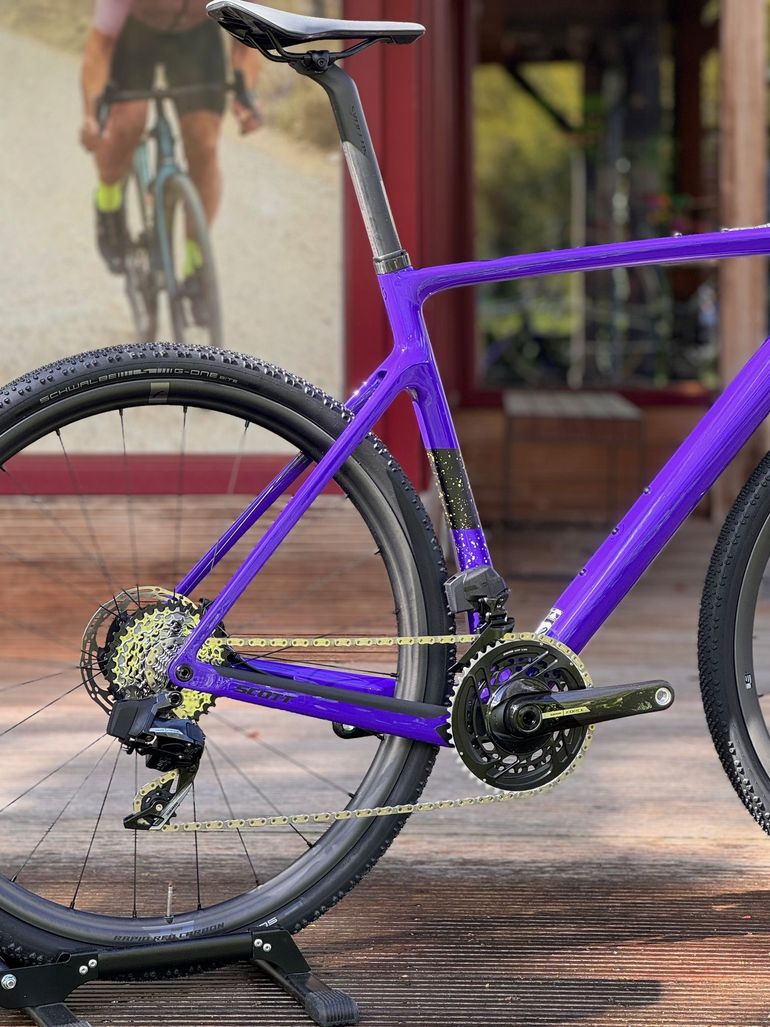 Used Scott Addict Gravel 10 2024 2024 Road & Gravel, Purple — image 4 of 6