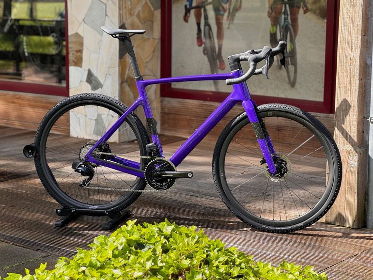 Used Scott Addict Gravel 10 2024 2024 Road & Gravel, Purple — image 1 of 6