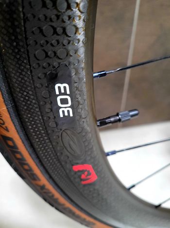Used Canyon Ultimate al slx 8.0 2018 Road & Gravel, Black — image 3 of 13