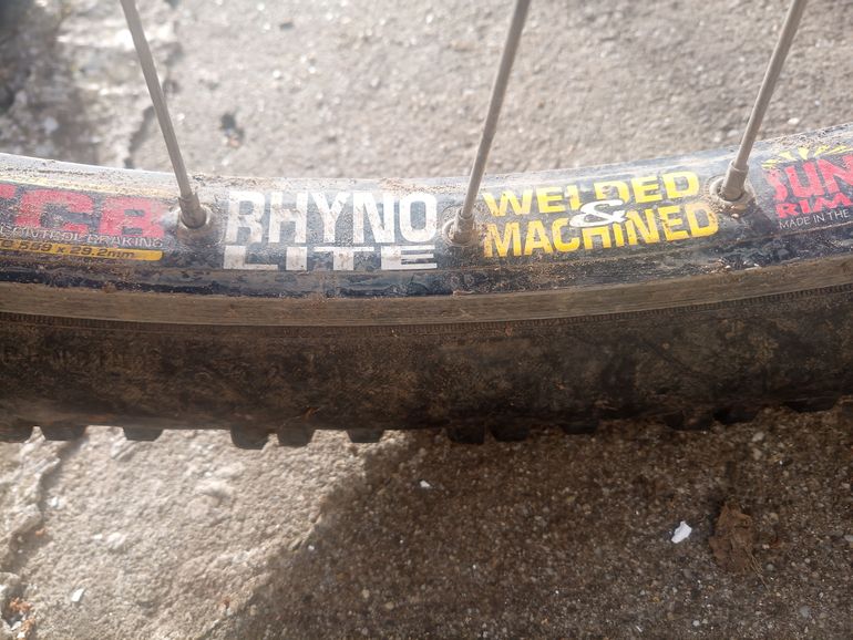 Used Custom Cove G-Spot FR 2000 Mountainbike — image 15 of 18