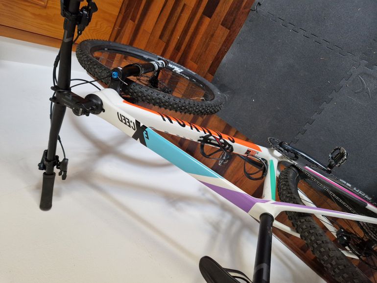 Used Canyon Exceed CF 6 2022 2022 Mountainbike, White — image 6 of 6