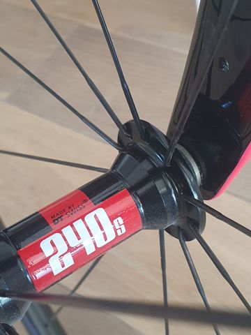 Gebrauchtes Trek Madone 9 ProjectOne 2017 Road & Gravel, Weiß — Bild 14 von 27