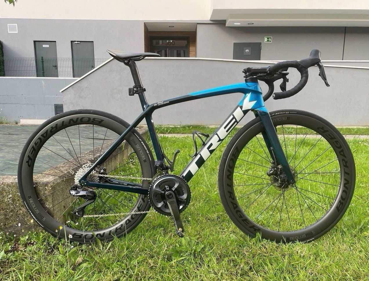 Trek Émonda SL 5 Disc used in 52 cm | buycycle NO