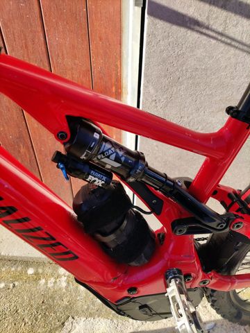 Used Specialized Turbo Levo SRAM GX Eagle 2022 Mountainbike, Red — image 4 of 11