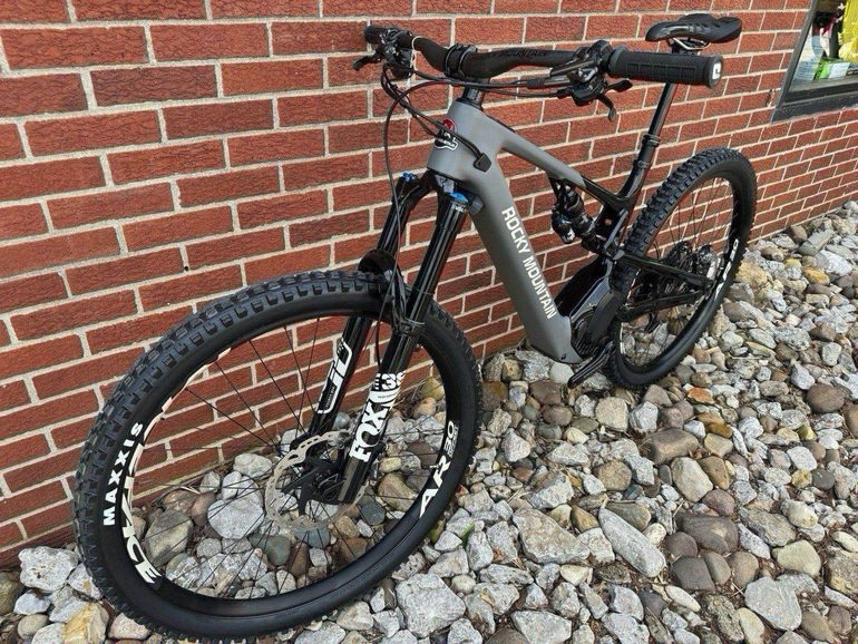 Used Rocky Mountain Instinct Powerplay C70 Shimano 2024 2024 Mountainbike, Grigio chiaro — image 6 of 12