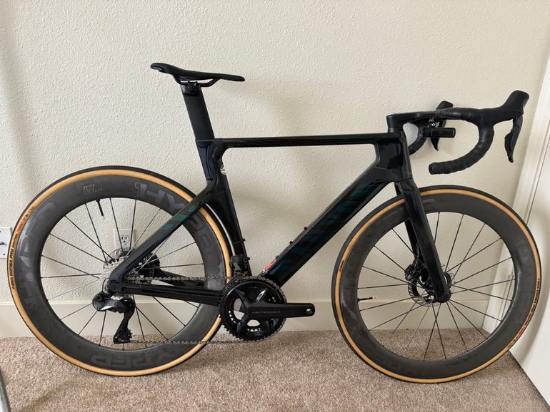 Used Canyon Aeroad CFR Di2 2024 2024 Road & Gravel, Schwarz — image 2 of 7