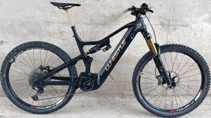 Whistle - Whistle B Rush C10.2 Full Carbon, 2023