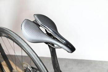 Used Giant Liv Avail Advanced Pro 1 2022 Road & Gravel, Black — image 10 of 13