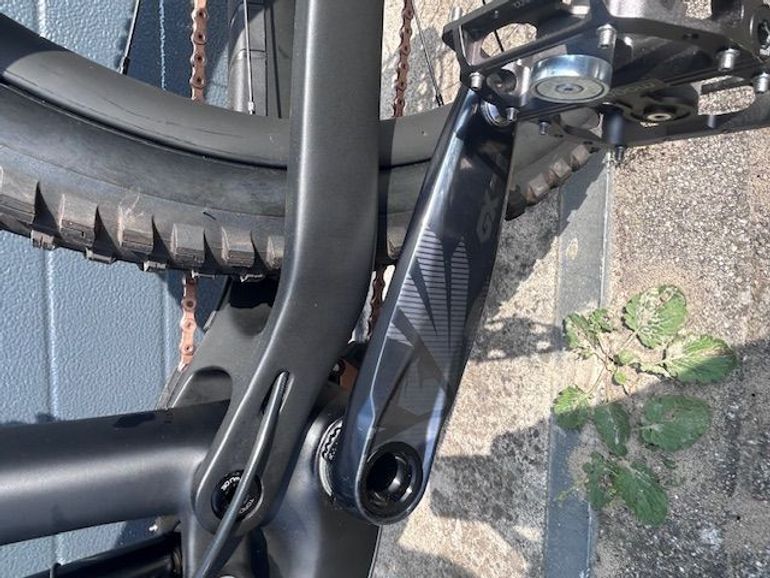 Used Trek Remedy 9.8 2022 2022 Mountainbike — image 14 of 15