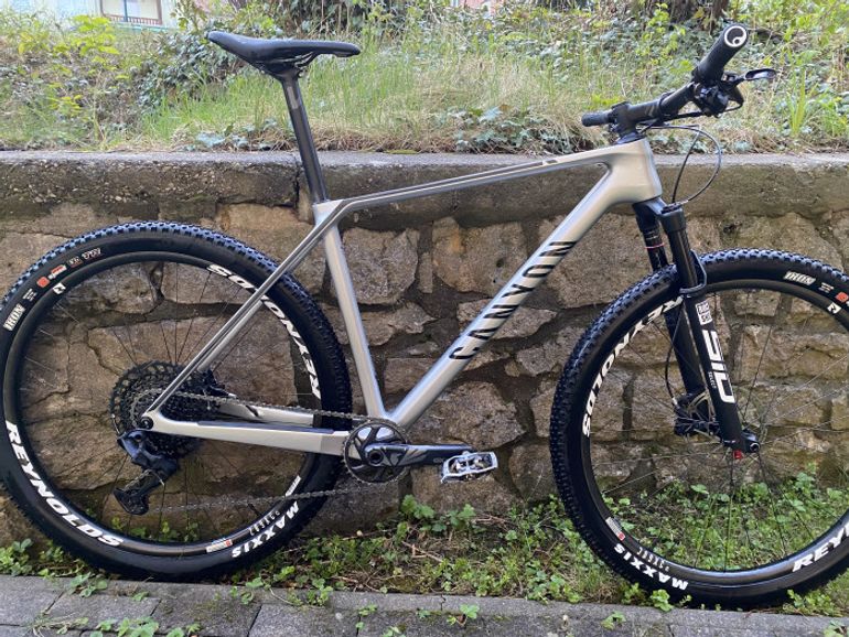 Used Canyon Exceed CF 7 2022 Mountainbike, Light Gray — image 1 of 7