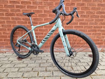Used Canyon Grizl 5 2024 2024 Road & Gravel, Green — image 2 of 3