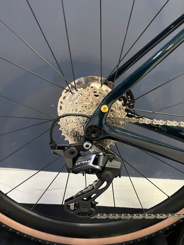 Used Officine Mattio Santiago Carbon 2023 Road & Gravel, Red — image 4 of 5
