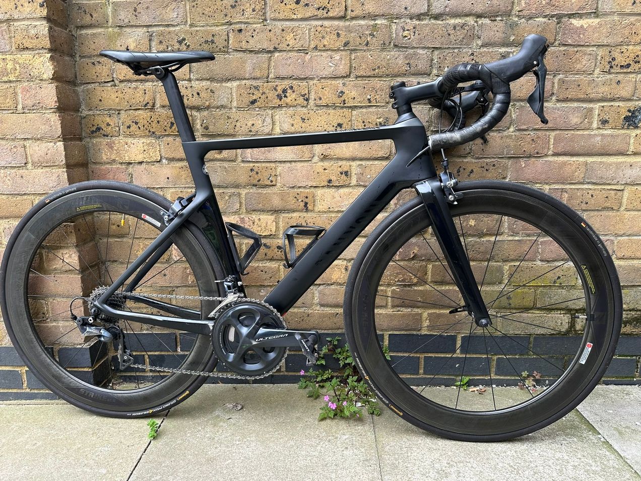 Canyon Aeroad CF SLX 8.0 used in 56 cm | buycycle UK