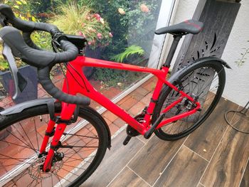 Used Merida SILEX 700 2021 2021 Road & Gravel, Red — image 2 of 7