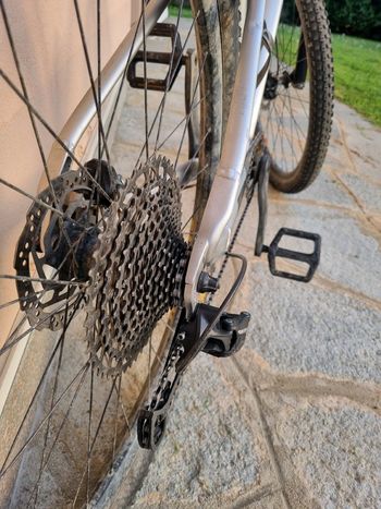 Used Scott Scale 710 2021 2021 Mountainbike, Gris claro — image 4 of 9
