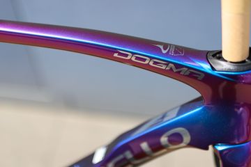 Gebrauchtes Pinarello Dogma F Disc Frameset 2024 Road & Gravel, Violett — Bild 6 von 9