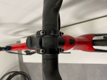 Trek Émonda SLR 7 2022 2022 Road & Gravel usato, Blu — immagine 2 di 8