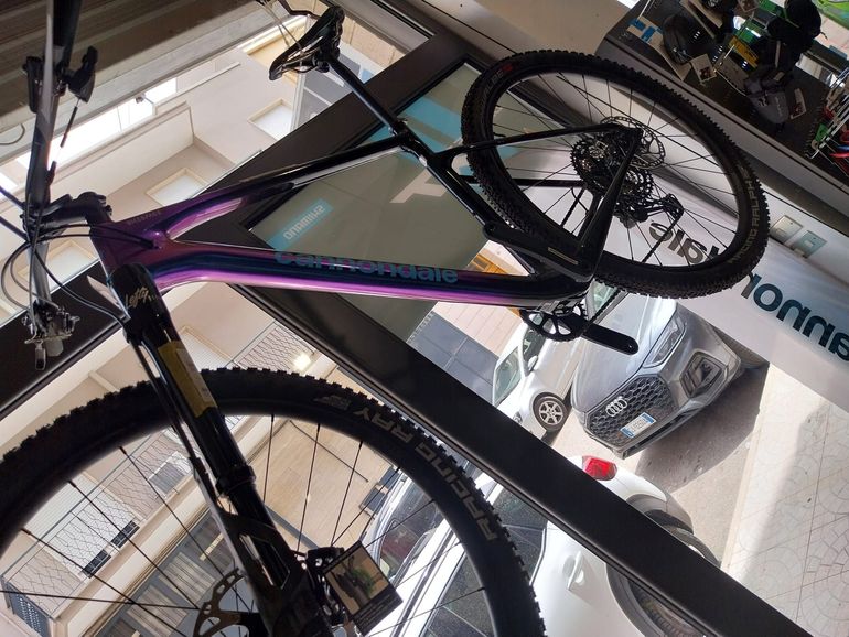 Tweedehands Cannondale Scalpel HT Carbon 2 2022 2022 Mountainbike — afbeelding 2 van 3