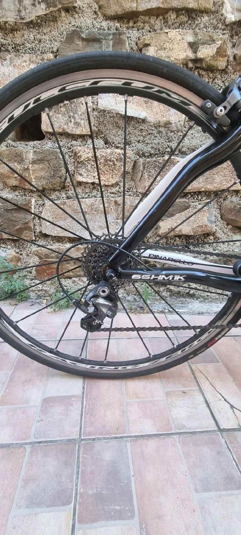 Used Pinarello Dogma 65.1 Think2 Team 2014 2014 Road & Gravel, Schwarz — image 4 of 4