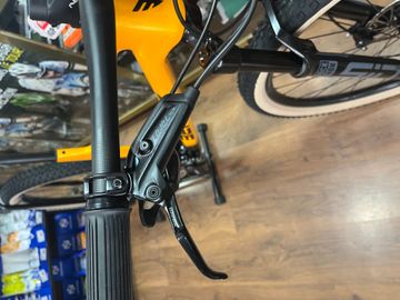 Použité Berria BRAVO 7 2024 2024 Mountainbike — obrázek 6 z 8