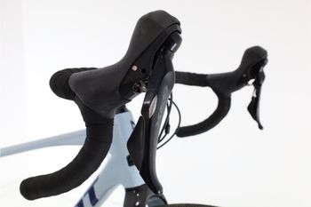 Used Giant Revolt Advanced 3 Road & Gravel, Black — image 6 of 9