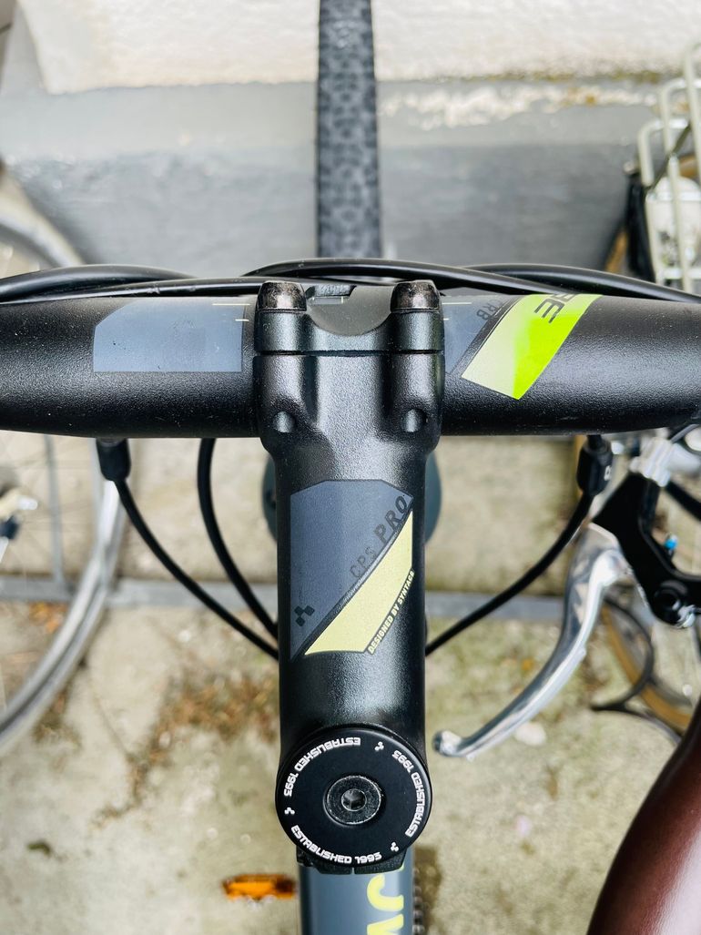 Used CUBE CROSS RACE Pro 2019 2019 Road & Gravel — image 9 of 10
