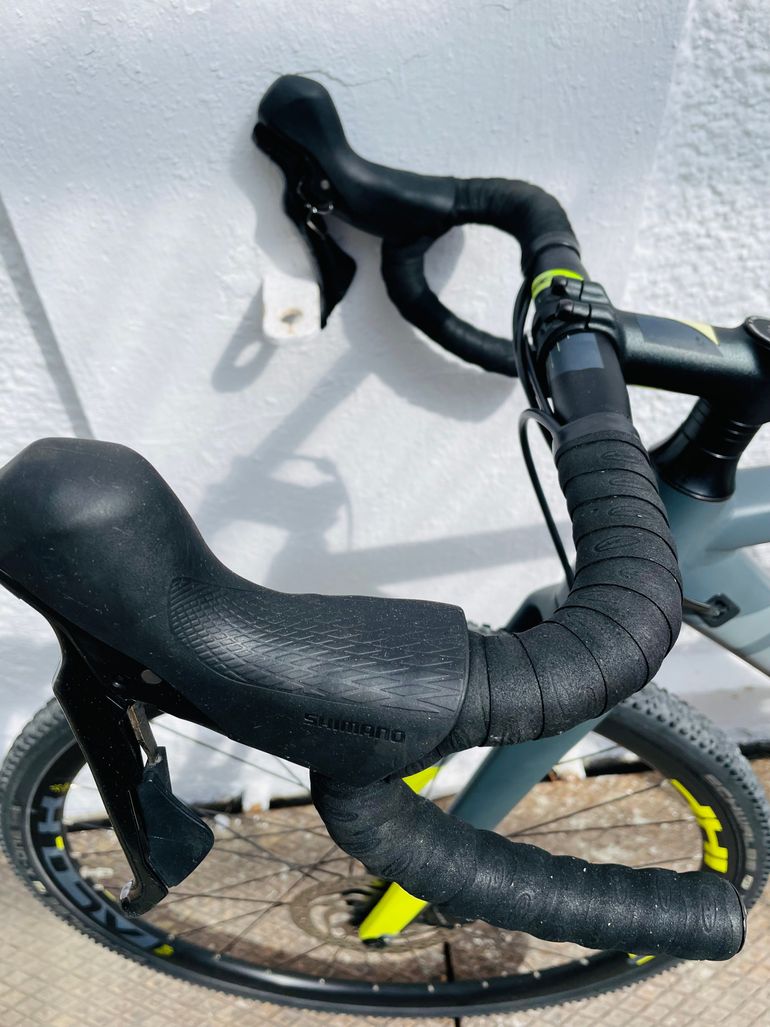 Used CUBE CROSS RACE Pro 2019 2019 Road & Gravel — image 6 of 10