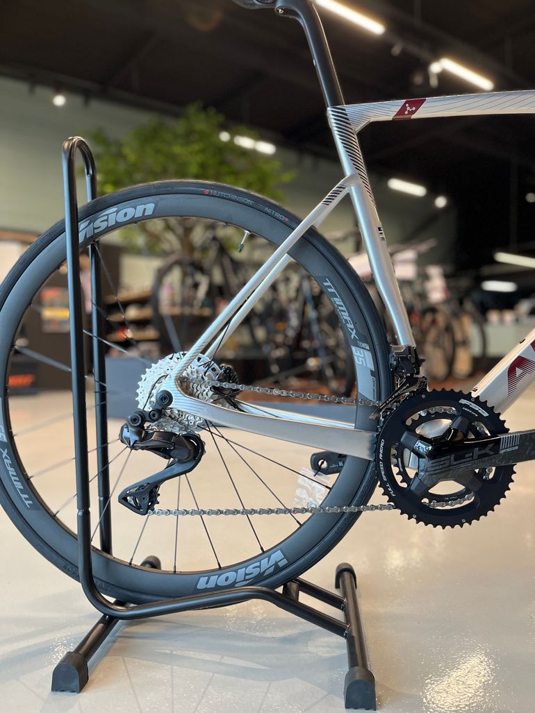 Used Argon 18 Sum Shimano Ultegra Di2 - Atten 2024 2024 Road & Gravel, Light Gray — image 2 of 4