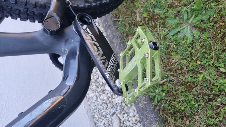 Used Canyon Spectral CF 7.0 2020 Mountainbike, Black — image 4 of 15