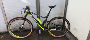 Używany Scott Spark RC 900 Pro 2018 2018 Mountainbike — zdjęcie 5 z 6