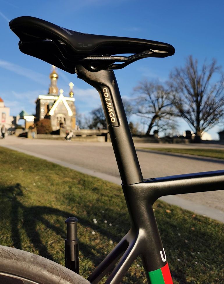Used Colnago V3RS UAE EMIRATES GOLD/DURA-ACE 12s DI2/Enve 4.5/size 52S=55/56 2022 Road & Gravel, Black — image 8 of 9