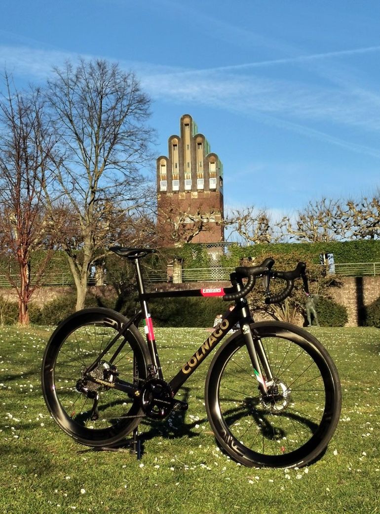 Used Colnago V3RS UAE EMIRATES GOLD/DURA-ACE 12s DI2/Enve 4.5/size 52S=55/56 2022 Road & Gravel, Black — image 4 of 9