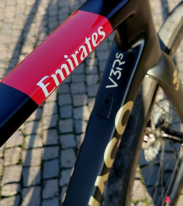 Used Colnago V3RS UAE EMIRATES GOLD/DURA-ACE 12s DI2/Enve 4.5/size 52S=55/56 2022 Road & Gravel, Black — image 7 of 9