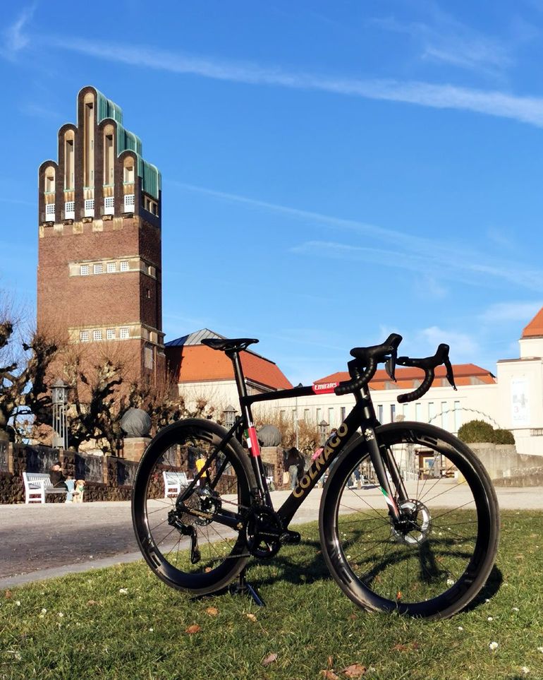 Used Colnago V3RS UAE EMIRATES GOLD/DURA-ACE 12s DI2/Enve 4.5/size 52S=55/56 2022 Road & Gravel, Black — image 5 of 9