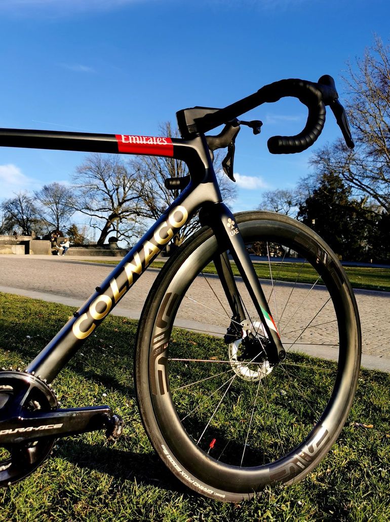 Used Colnago V3RS UAE EMIRATES GOLD/DURA-ACE 12s DI2/Enve 4.5/size 52S=55/56 2022 Road & Gravel, Black — image 3 of 9