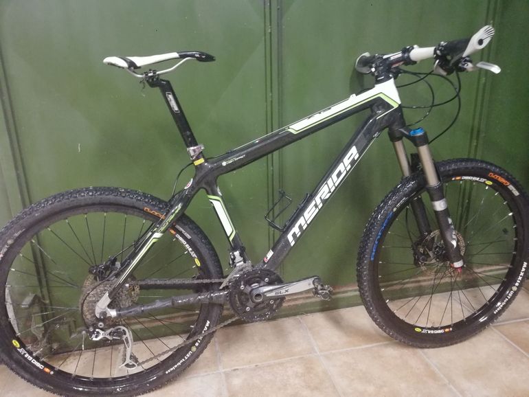 Used Merida FLX 1000  FULL CARBON  18"  46 CM 2012 Mountainbike, Black — image 1 of 25