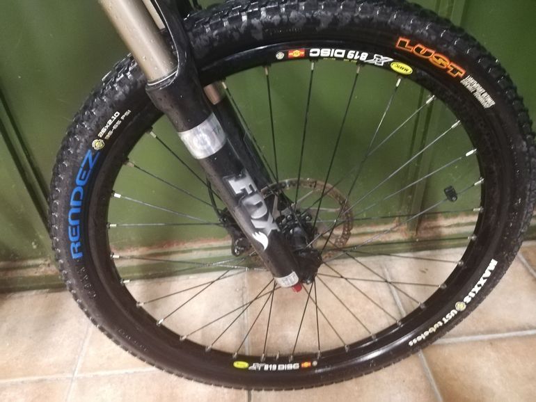Used Merida FLX 1000  FULL CARBON  18"  46 CM 2012 Mountainbike, Black — image 17 of 25