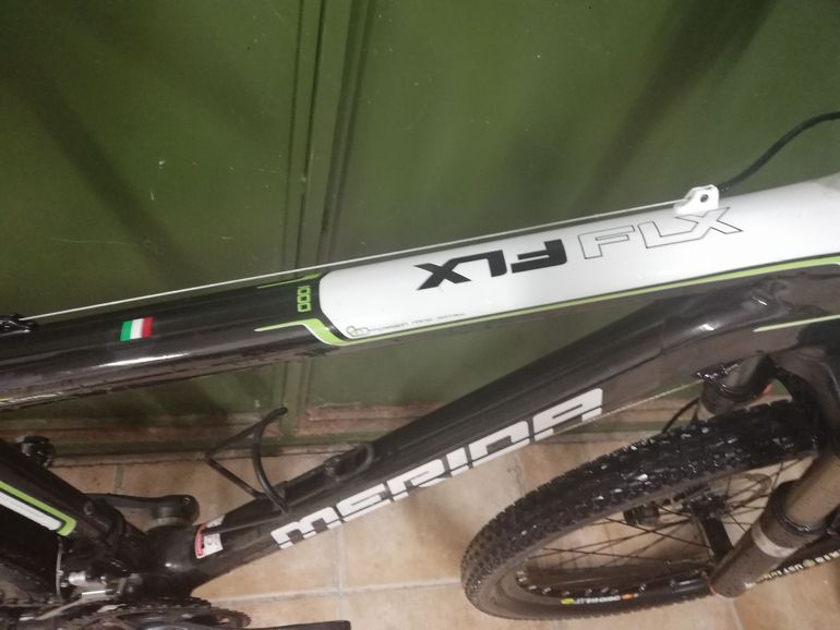 Used Merida FLX 1000  FULL CARBON  18"  46 CM 2012 Mountainbike, Black — image 5 of 25