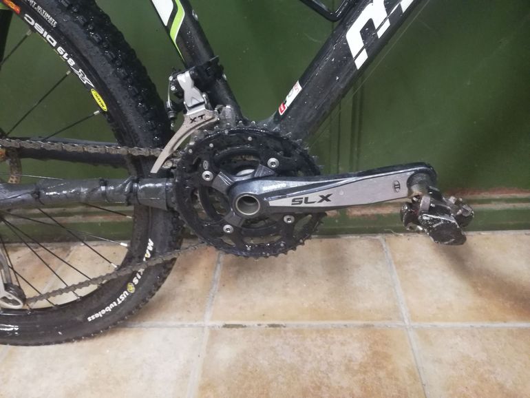 Used Merida FLX 1000  FULL CARBON  18"  46 CM 2012 Mountainbike, Black — image 7 of 25