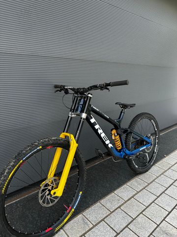 Used Trek Session 9.9 29 2020 2020 Mountainbike, Blue, 29 — image 7 of 8