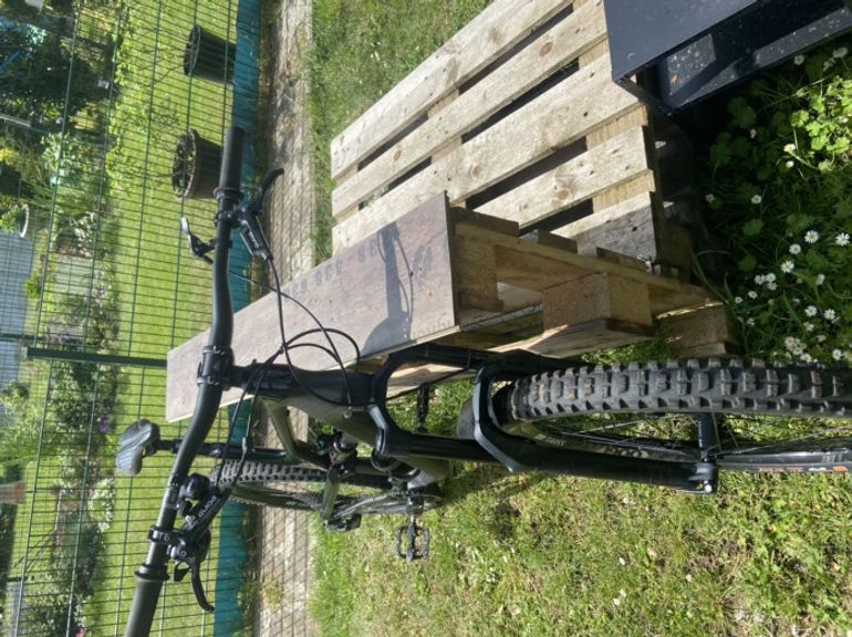 Used Canyon Spectral CF 7.0 2019 Mountainbike, Black — image 10 of 12