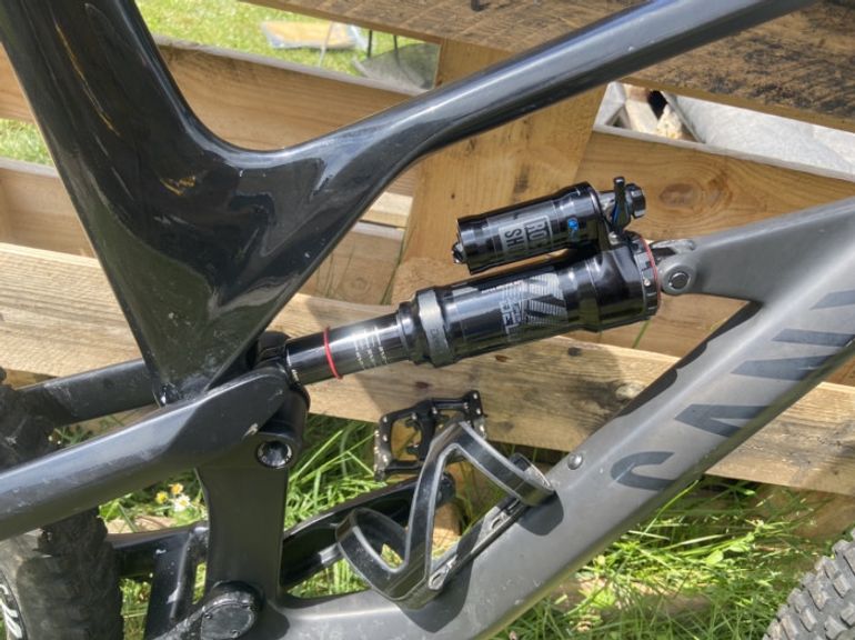 Used Canyon Spectral CF 7.0 2019 Mountainbike, Black — image 9 of 12