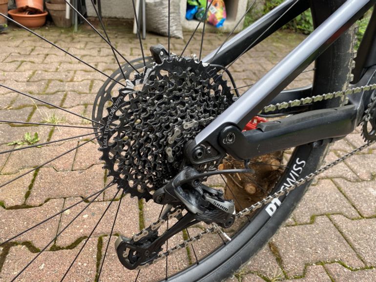 Used Canyon Neuron CF 9.0 SL 2020 Mountainbike, Black — image 5 of 8