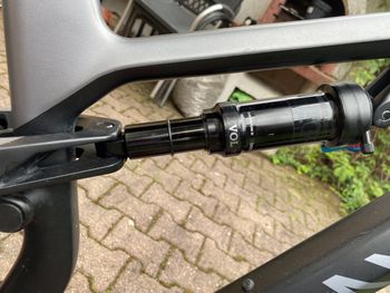 Used Canyon Neuron CF 9.0 SL 2020 Mountainbike, Black — image 6 of 8
