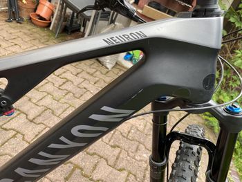 Used Canyon Neuron CF 9.0 SL 2020 Mountainbike, Black — image 8 of 8