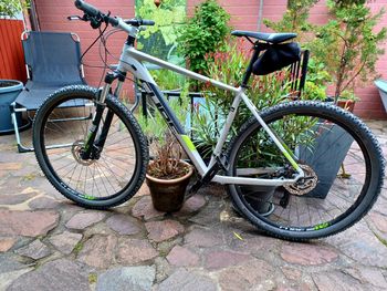 Used CUBE ATTENTION 2019 Mountainbike, Grigio chiaro — image 1 of 5