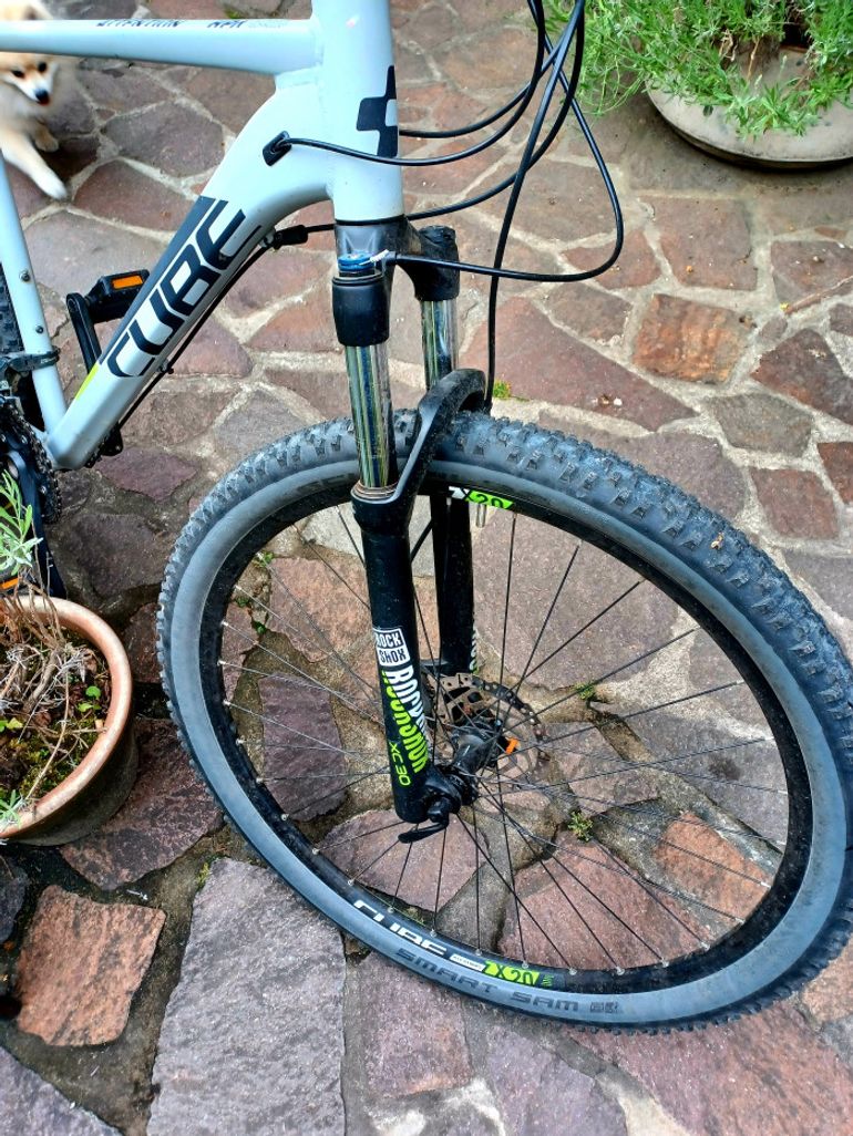 Used CUBE ATTENTION 2019 Mountainbike, Grigio chiaro — image 3 of 5