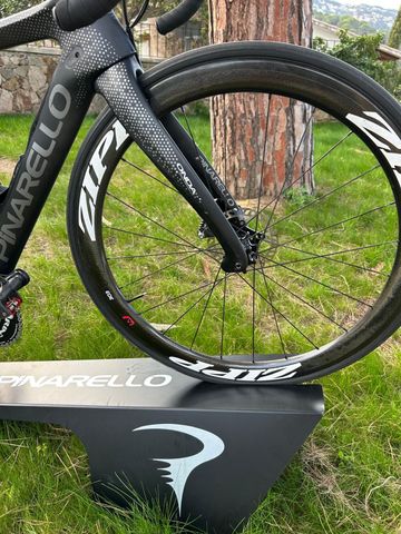 Used Pinarello DOGMA F10 Disc/Shimano Ultegra Di2/Zip 303 Size S-XS TOP 2021 Road & Gravel, Black — image 3 of 7