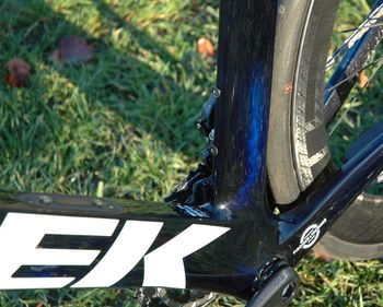Used Trek TREK MADONE Segafredo SLR PROJECT ONE "BLUE TINT" CERAMICPEED/SRAM AXS/Gr.56 NEU 2022 Road & Gravel — image 15 of 20